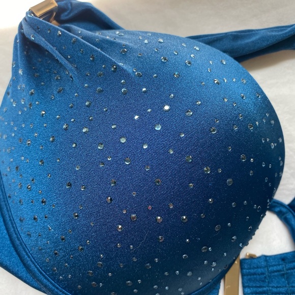 Victoria Secret Swimsuit - Picture 4 of 4